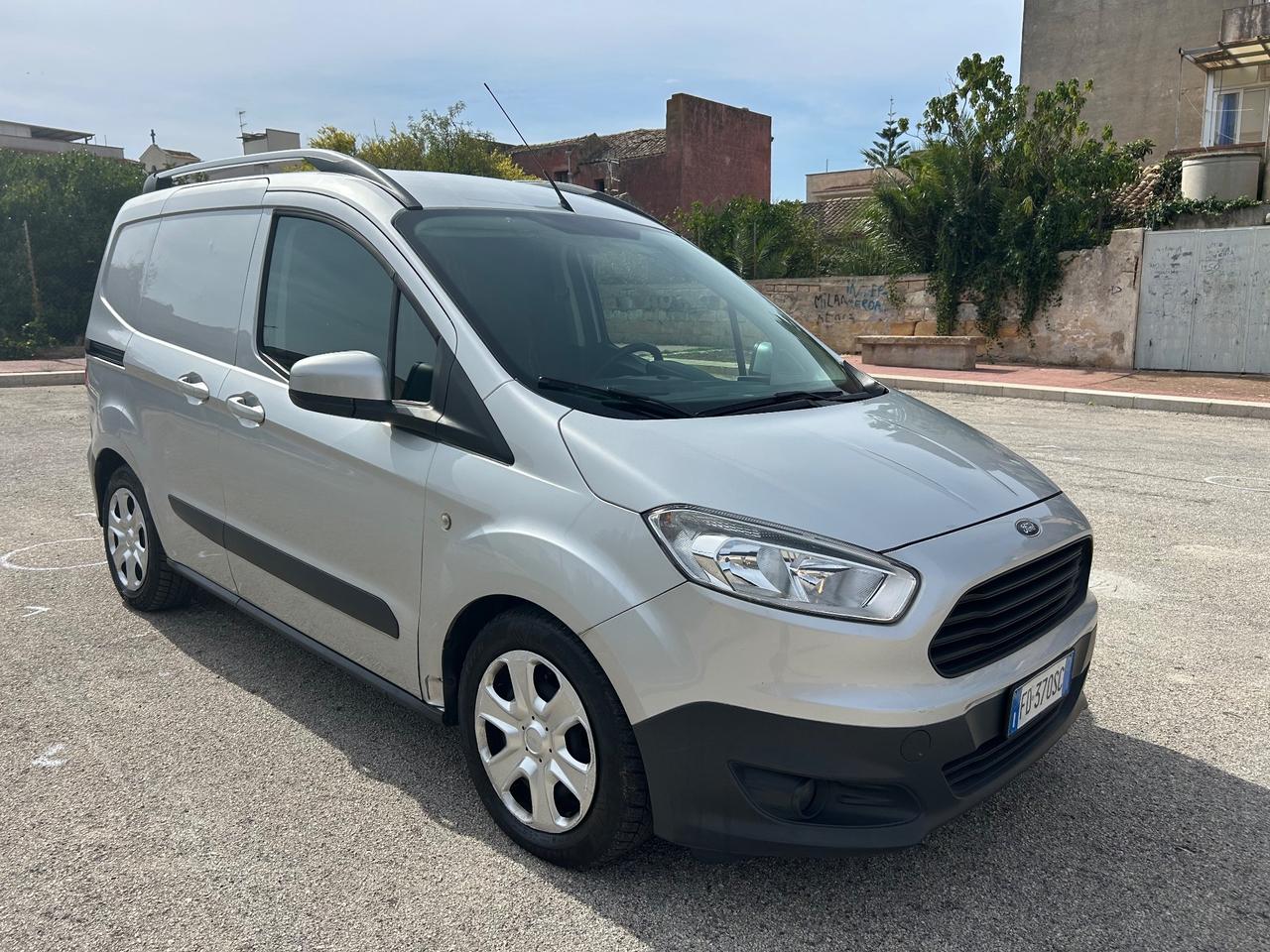 Ford Transit Courier 1.5 TDCi 75CV Van Trend