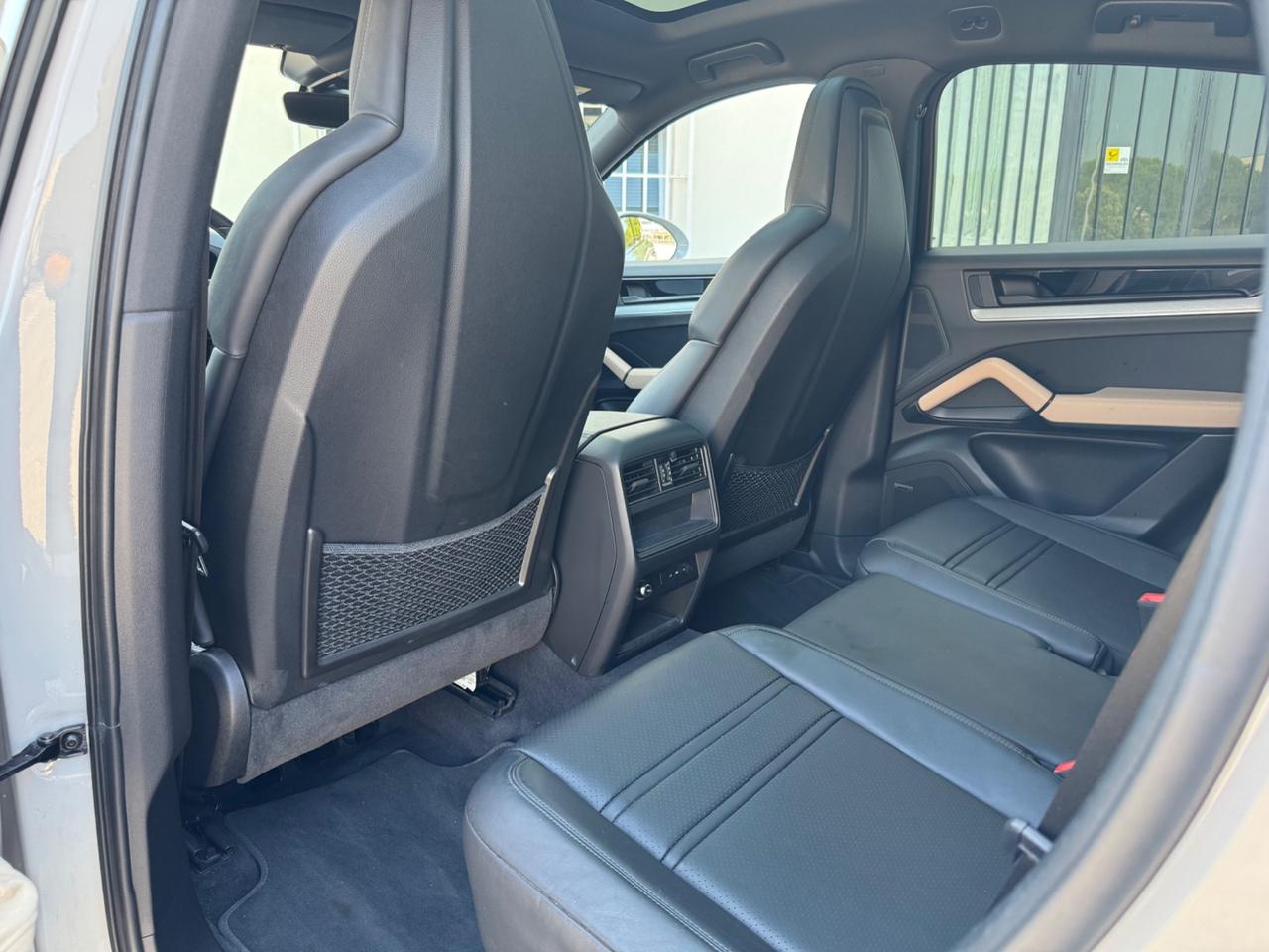 Porsche Cayenne Coupé 3.0 V6 E-Hybrid