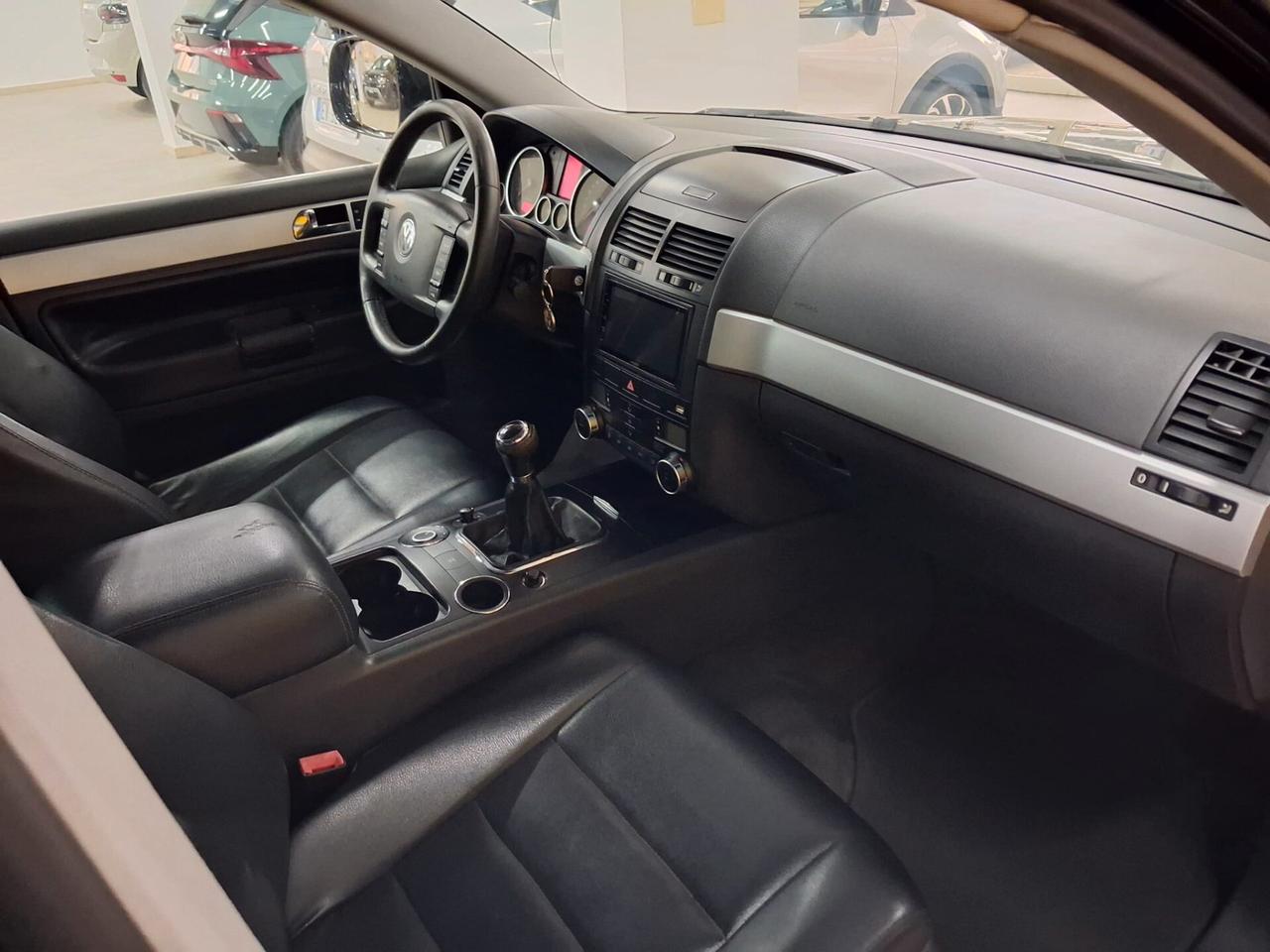 Volkswagen Touareg 2.5 R5 TDI DPF Exclusive 4MOTION