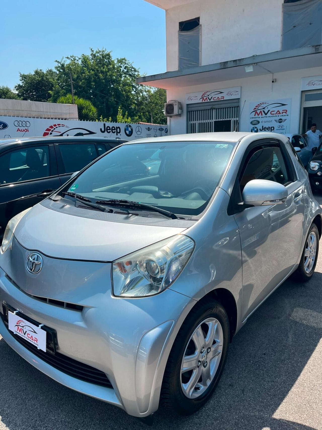 Toyota iQ 1.0 Sol