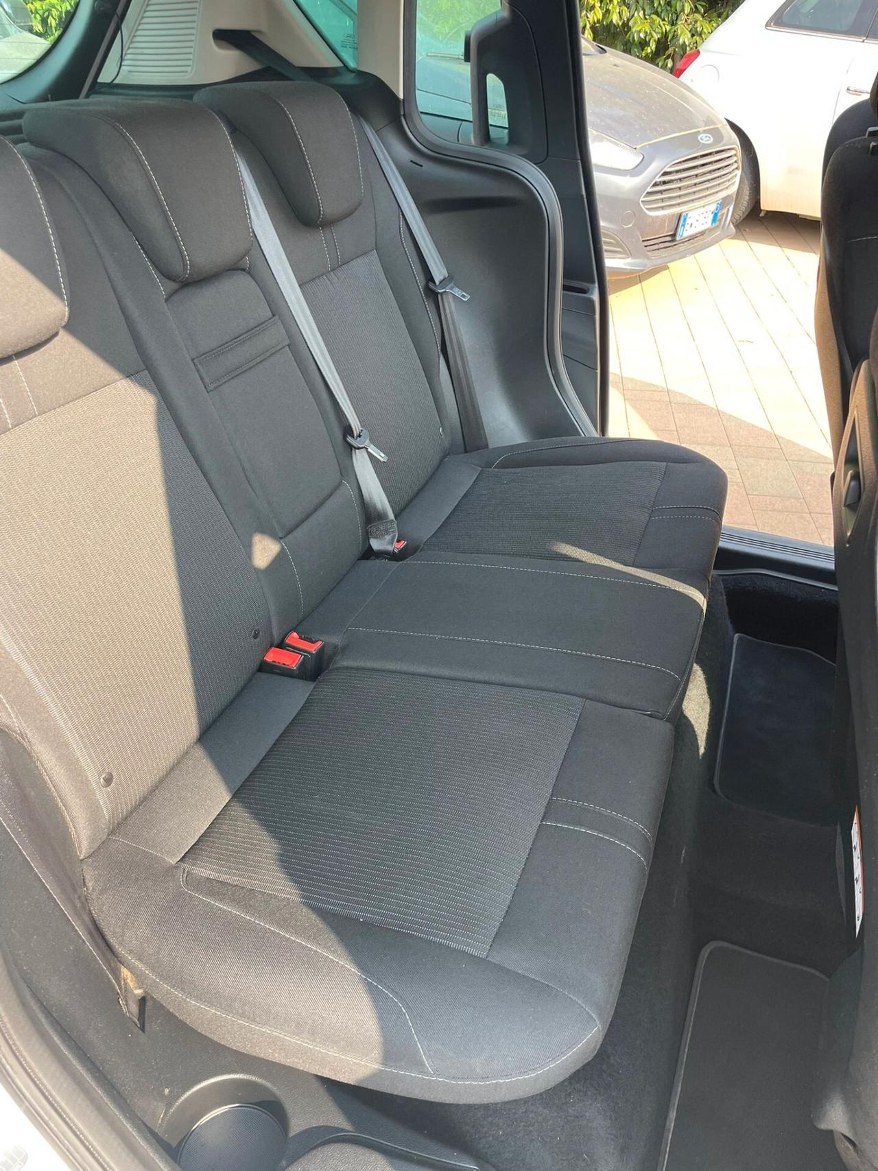Ford B-Max 1.4 90 CV GPL Business Titanium