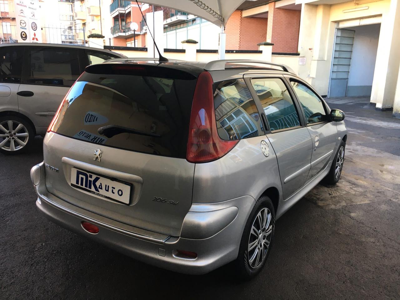 Peugeot 206 1.4 16V SW Quiksilver