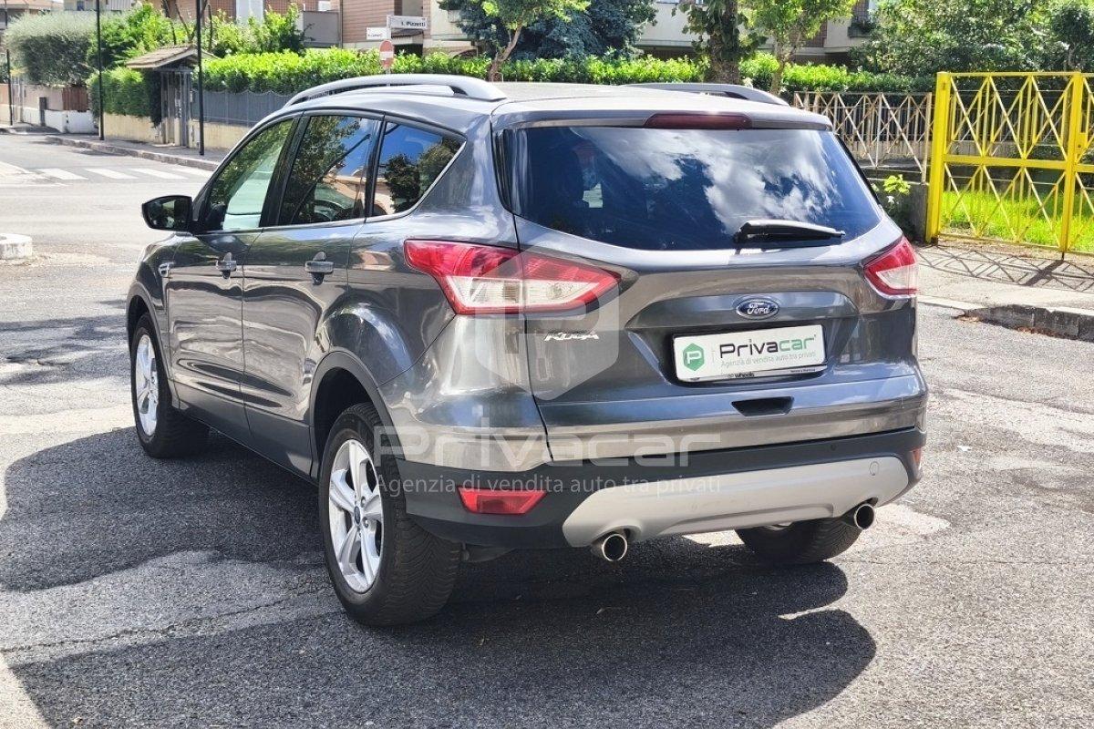 FORD Kuga 2.0 TDCI 140 CV 4WD Powershift Business