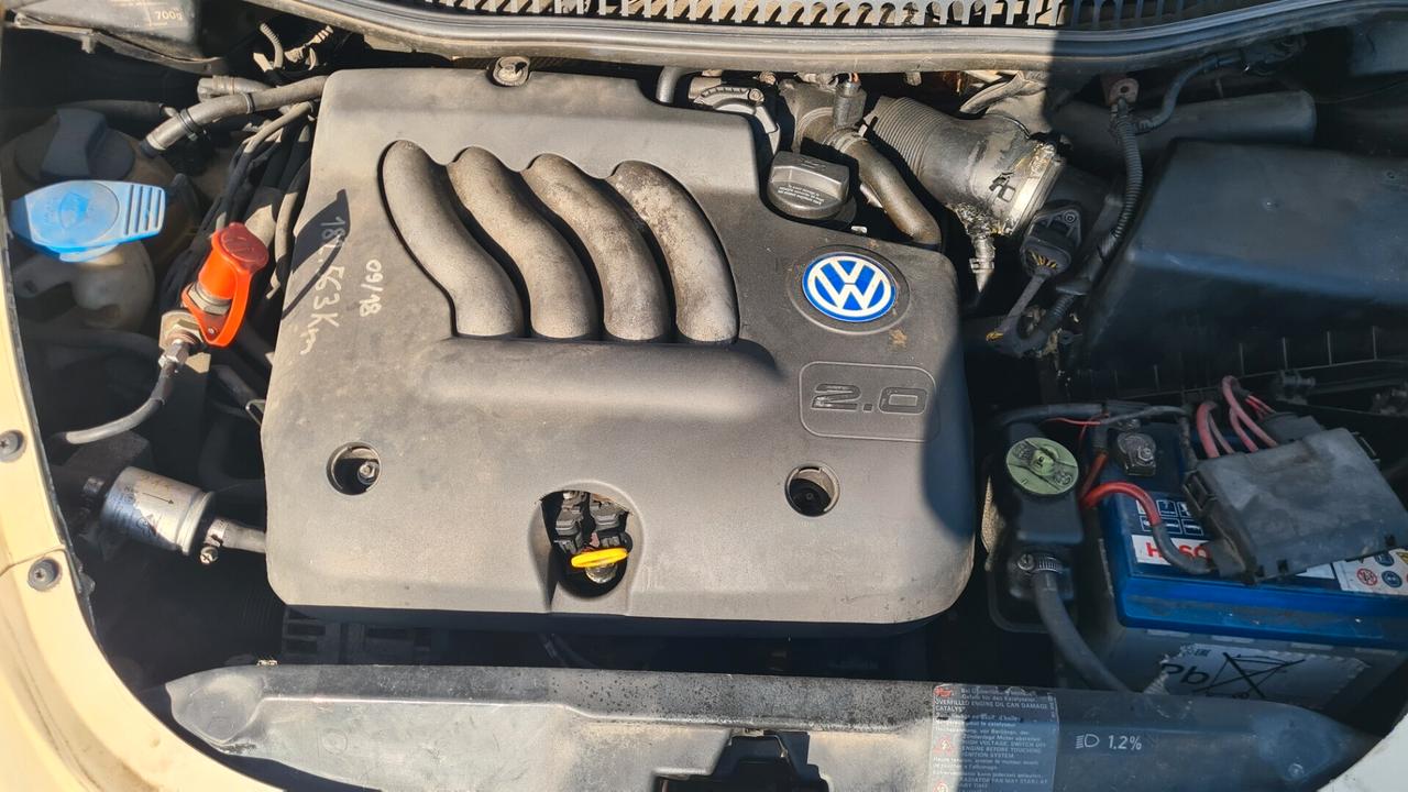 Volkswagen New Beetle 2.0 METANO