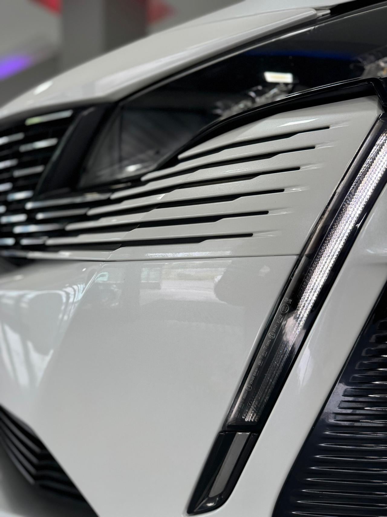 Peugeot 3008 BlueHDi 130 S&S EAT8 Allure