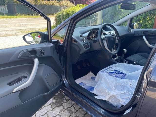 Ford Fiesta Fiesta 5p 1.4 16v + Gpl