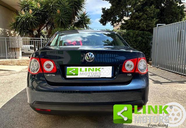 VOLKSWAGEN Jetta 1.9 TDI DPF Sportline