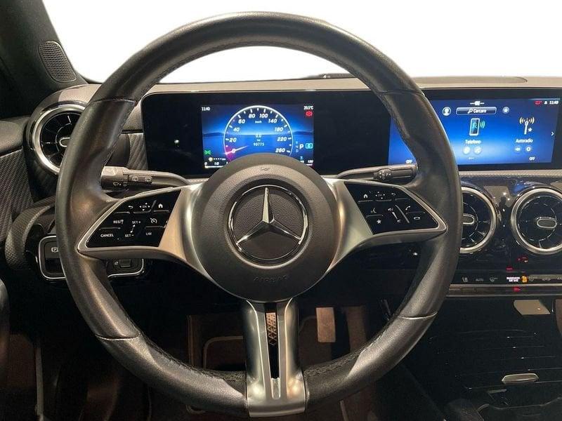 Mercedes-Benz Classe A A 180 d Progressive Advanced auto