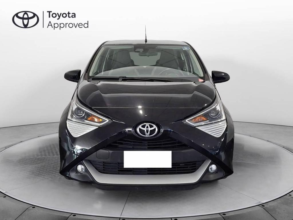 Toyota Aygo 5 Porte 1.0 VVT-i x-play