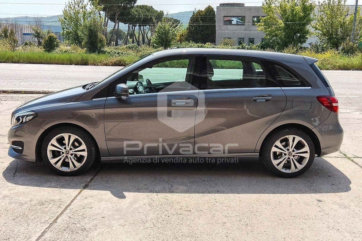 MERCEDES B 180 d Automatic Premium
