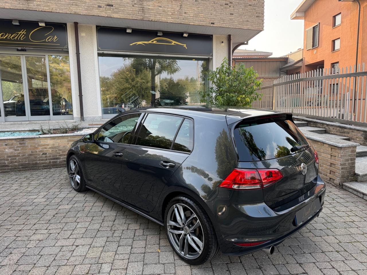 Volkswagen Golf GTI Performance 2.0 TSI DSG 5p. BlueMotion Technology