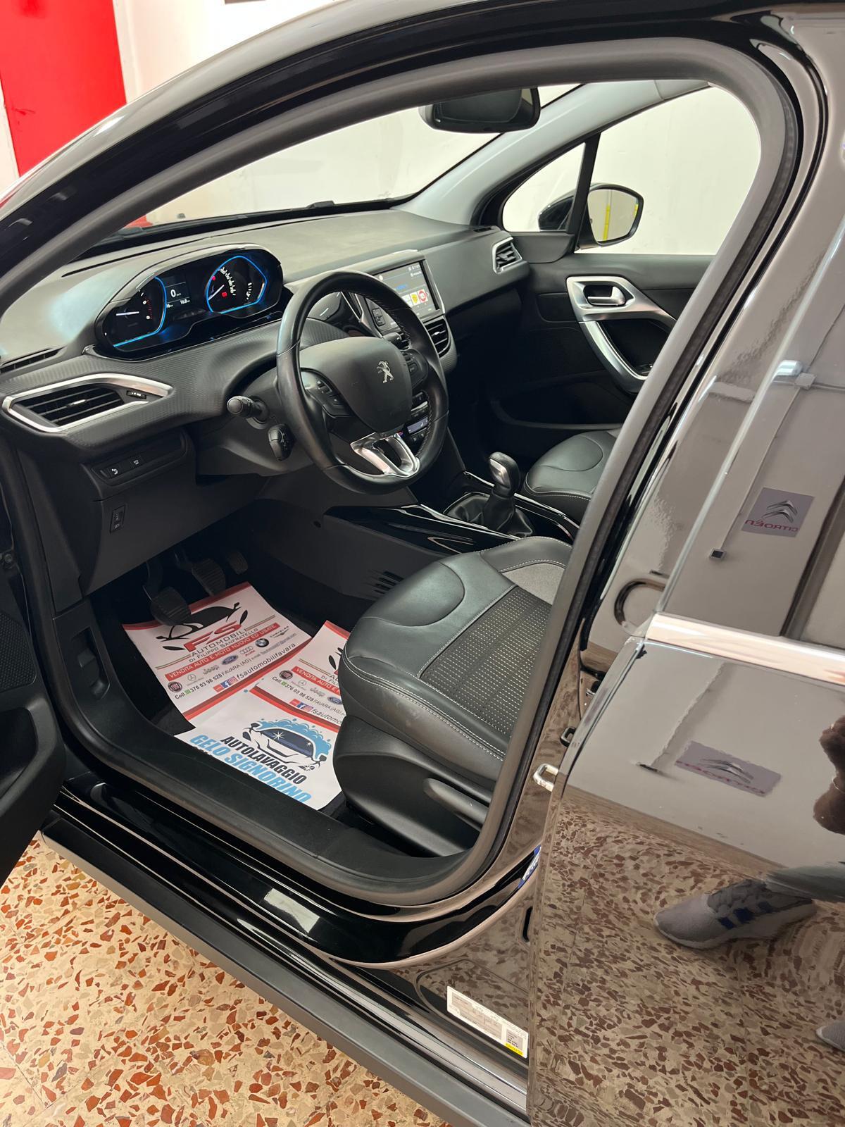 Peugeot 2008 BlueHDi 100 S&S Allure