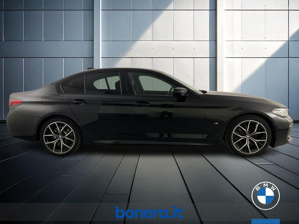 BMW Serie 5 Berlina 520 d Mild Hybrid 48V Msport Steptronic