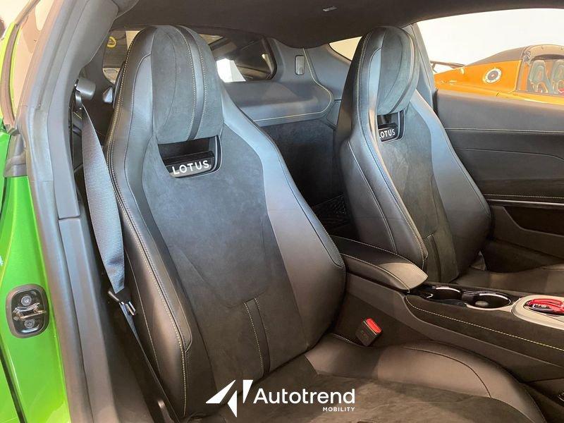 Lotus Emira V6 406 CV SE Lotus Bari