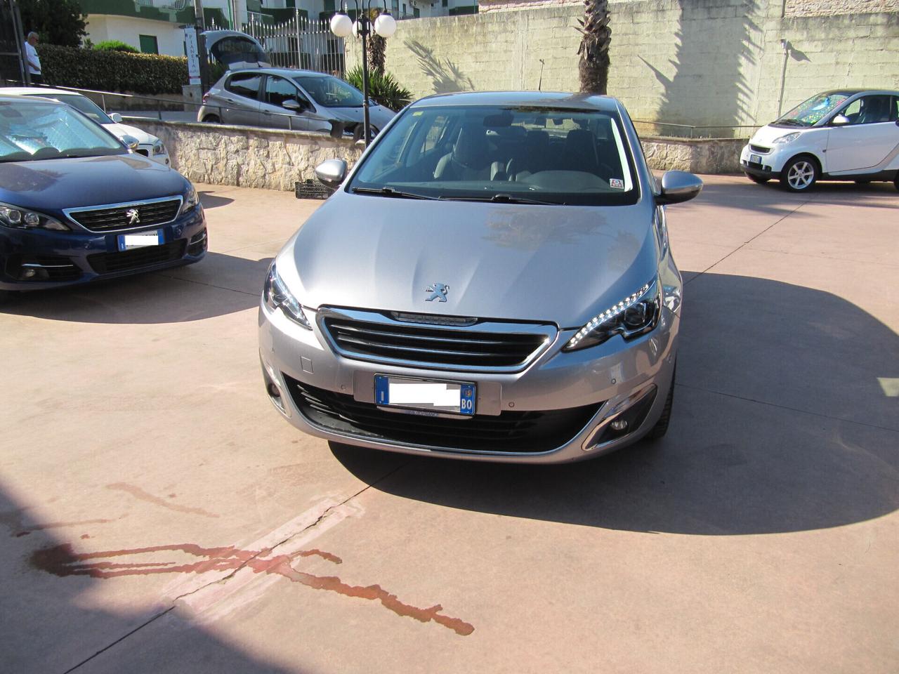 Peugeot 308 BlueHDi 120 S&S Allure - 2015