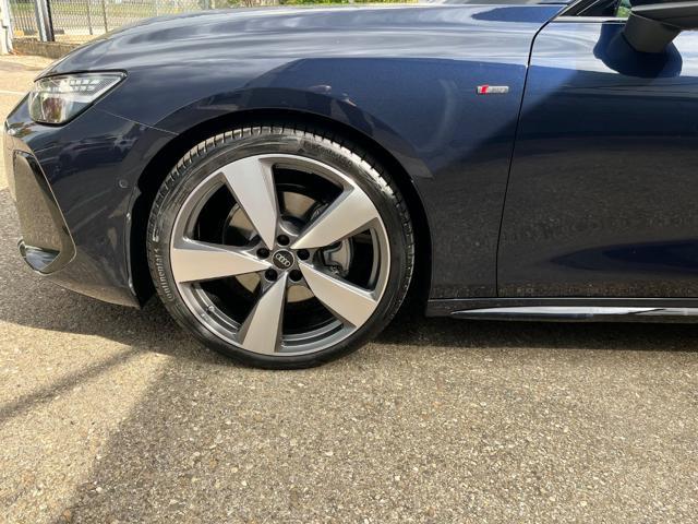 AUDI A6 Avant 40 2.0 TDI S tronic S line edition New Model