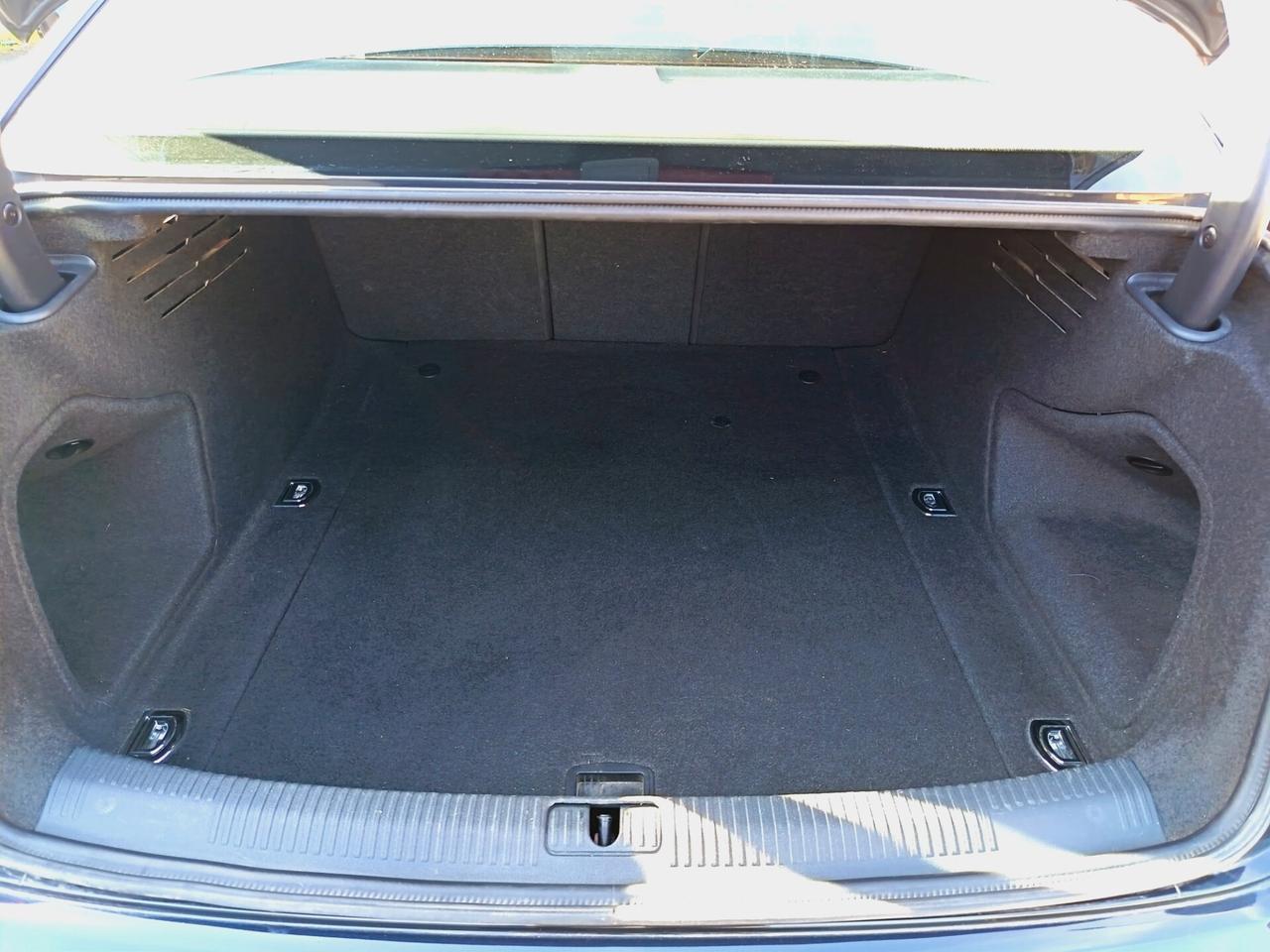 Audi A4 2.0 TDI 150 CV - LIMOUSINE