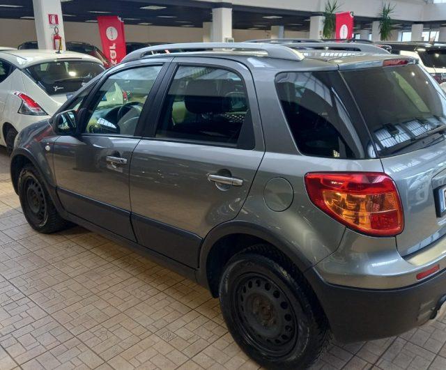 FIAT Sedici 2.0 MJT 16V DPF 4x4 Emotion