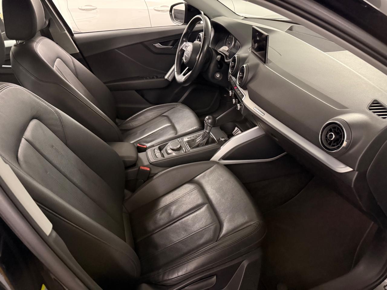 Audi Q2 30 TDI S tronic Business