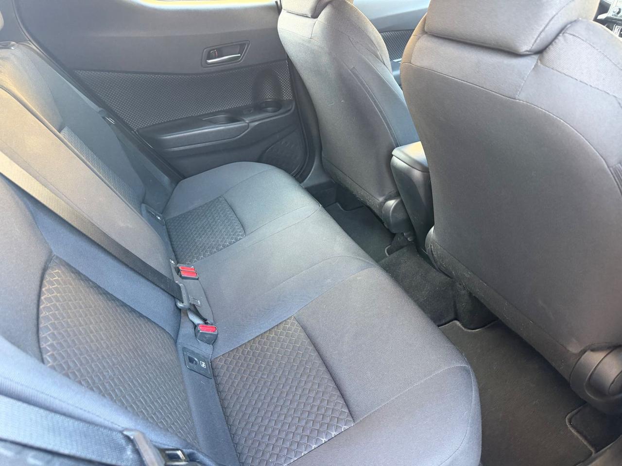 Toyota C-HR Active 1.8 HEV #11384