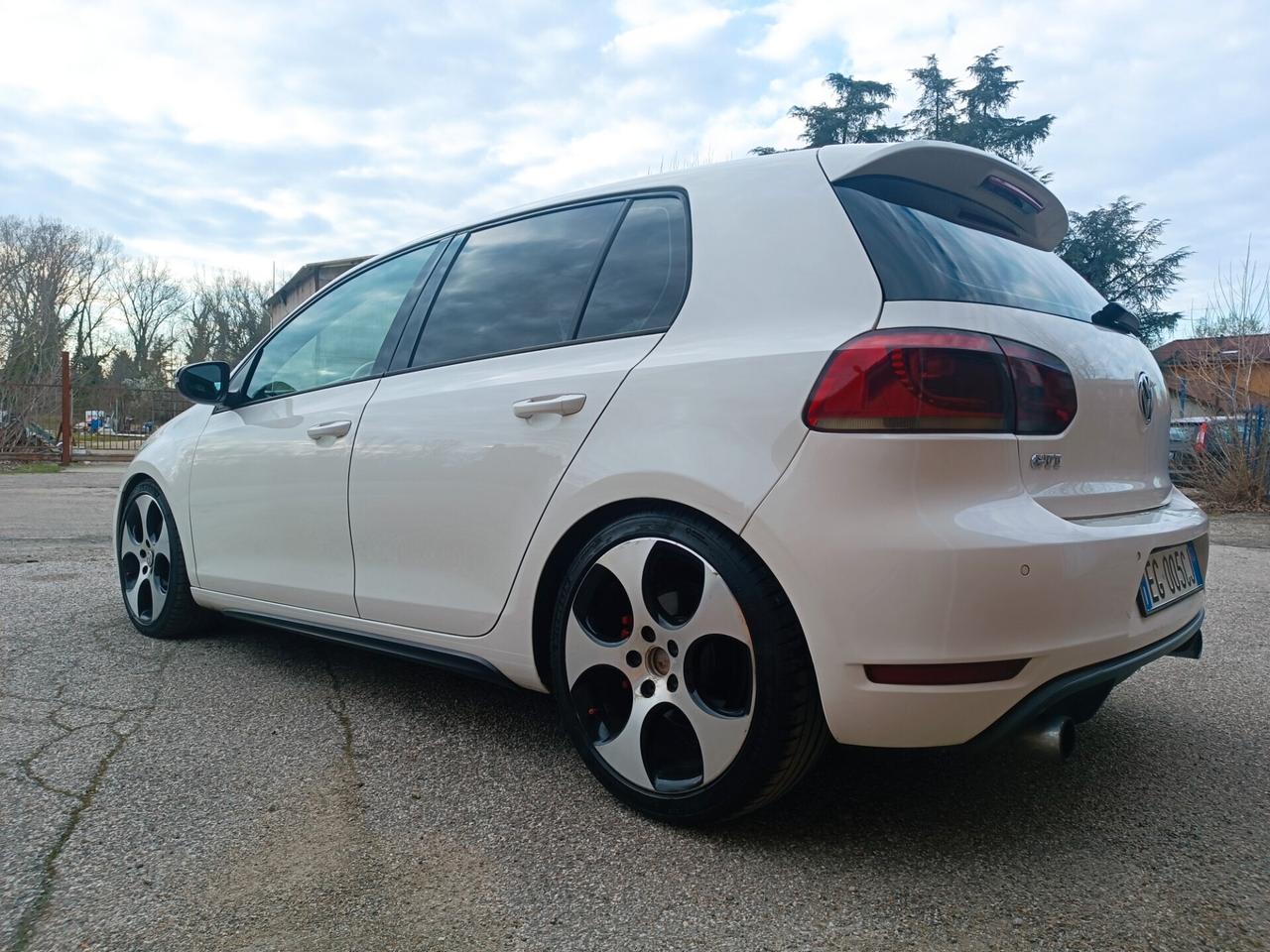 Volkswagen Golf GTI Golf 2.0 TSI 5p. GTI