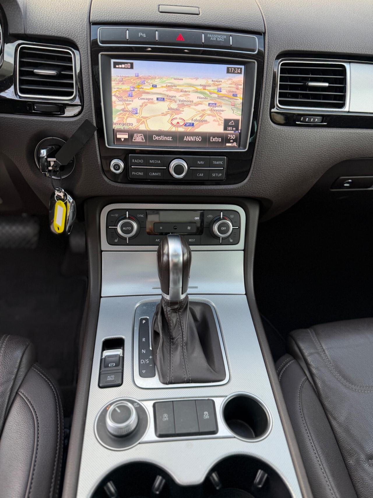 Volkswagen Touareg 3.0 TDI 262 CV *PREZZO REALE*pelle*Automatik*Tetto*Pelle