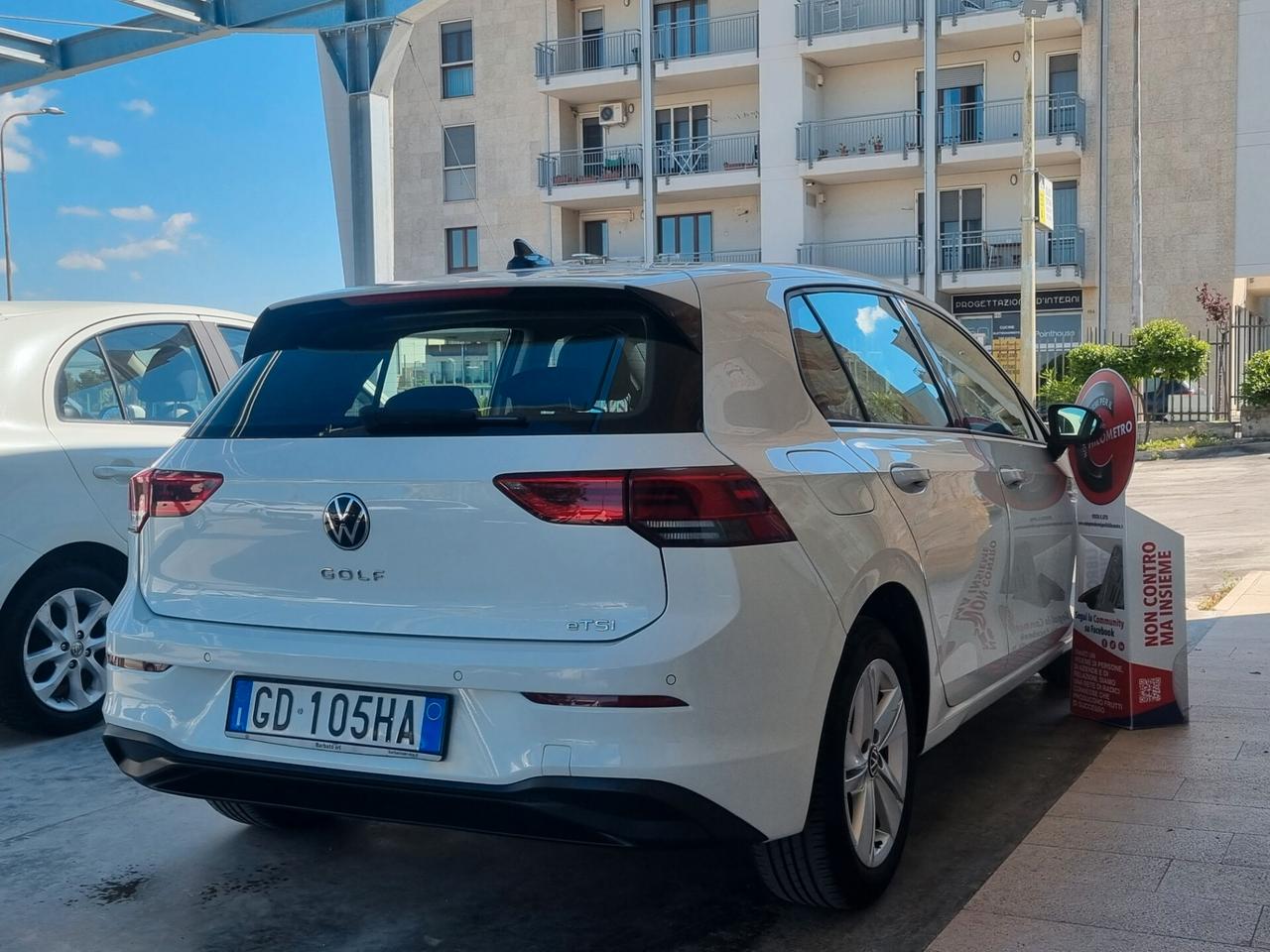 Volkswagen Golf 1.0 TSI EVO Life dsg 110cv