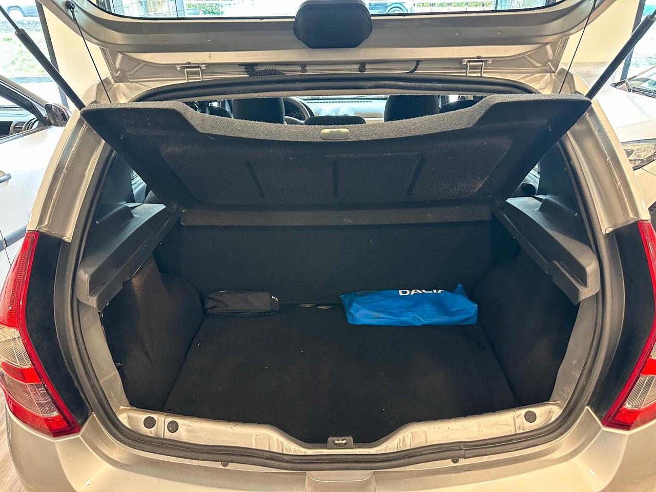 Dacia Sandero 1.4 8V GPL Lauréate