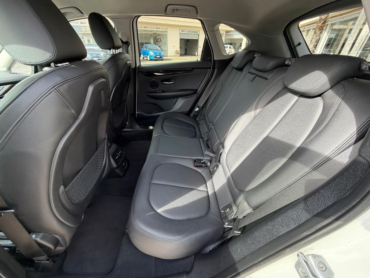 Bmw 218 218d Active Tourer Sport