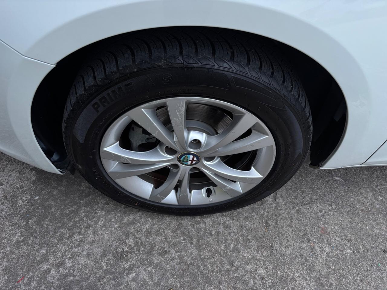 Alfa Romeo Giulietta 1.6 jtdm. Garanzia.Neopatentati