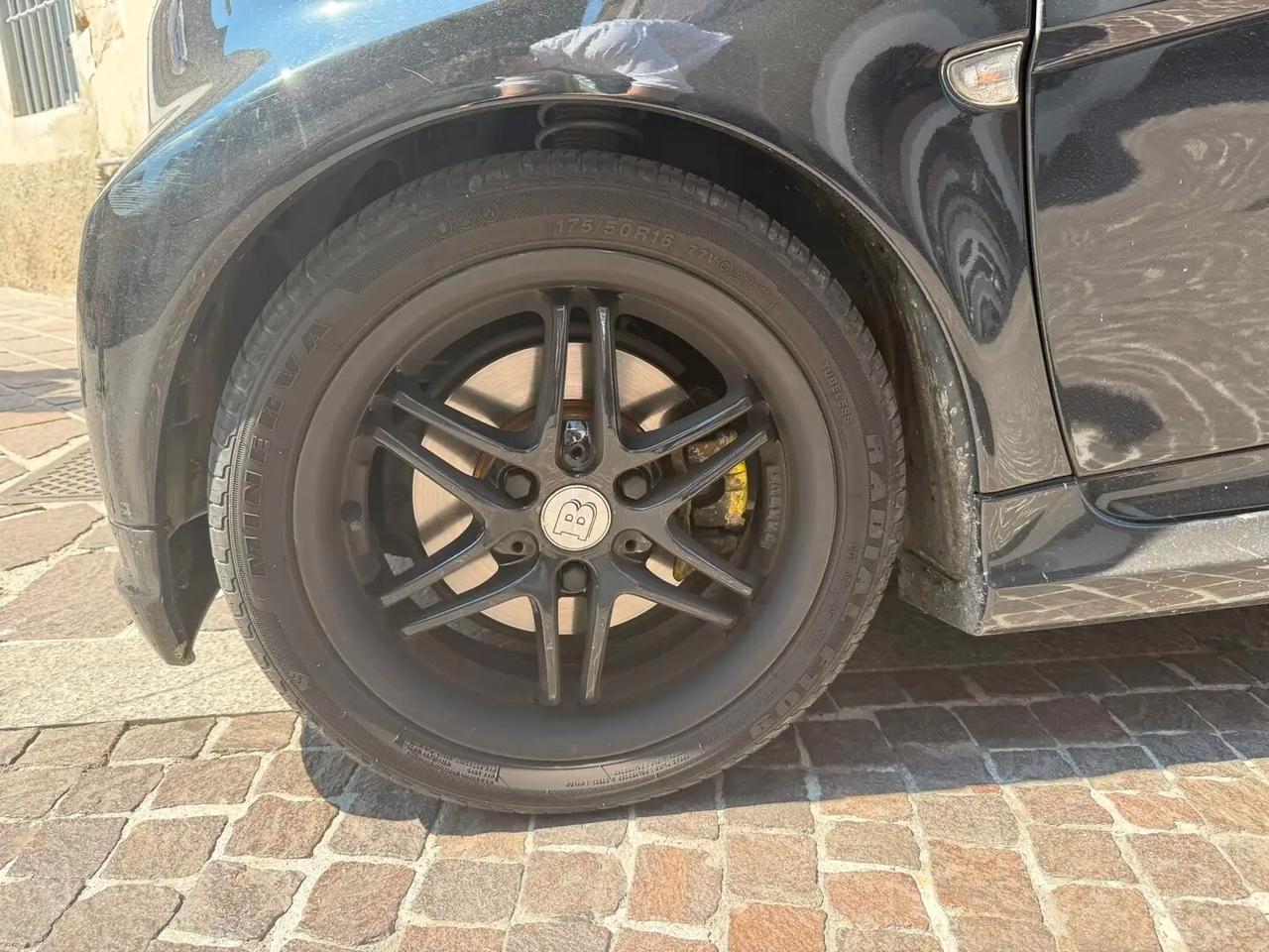 Smart ForTwo 1000 75 kW coupé BRABUS