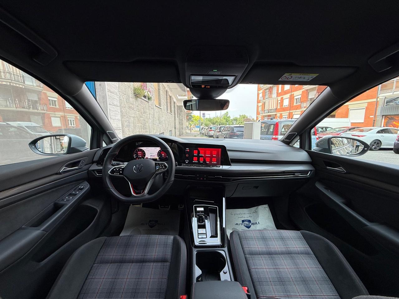 Volkswagen Golf GTI 2.0 TSI DSG PERFORMANCE