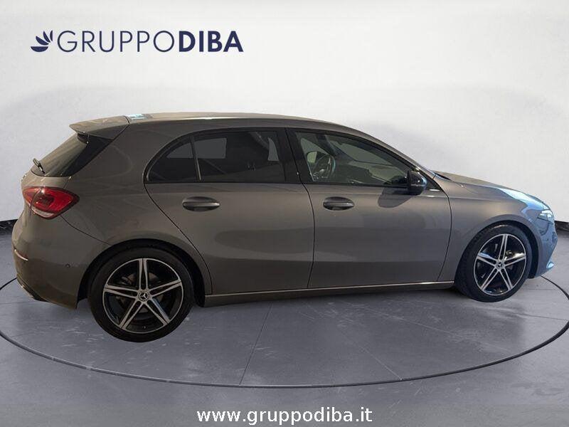 Mercedes-Benz Classe A - W177 2018 Diesel A 180 d Premium auto