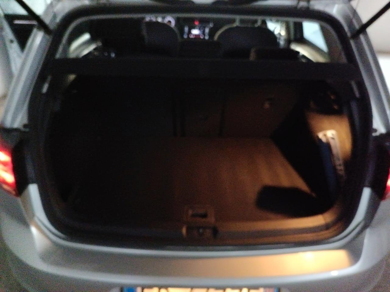 Volkswagen Golf Business 2.0 TDI 5p. Highline BlueMotion Technology