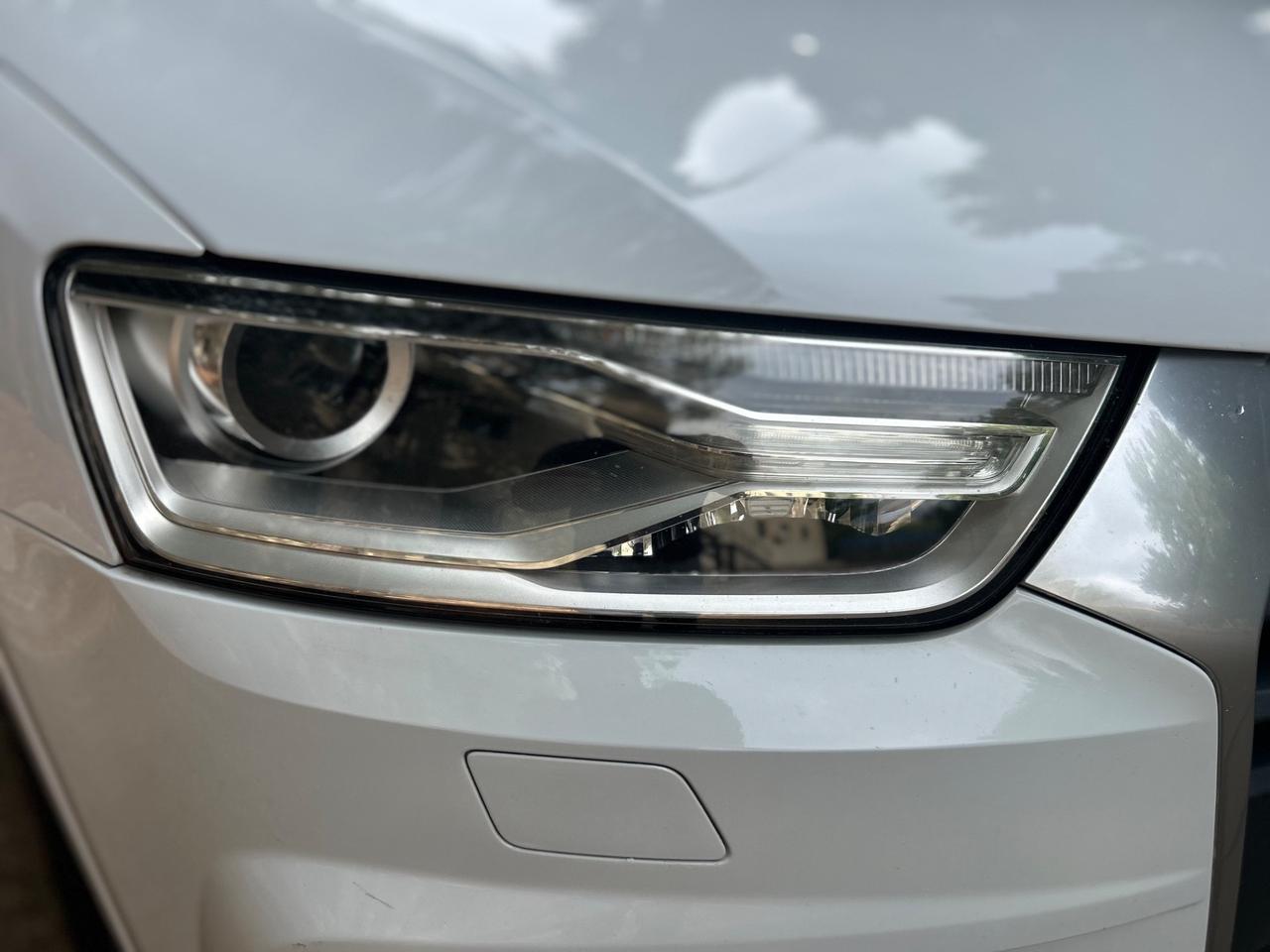 Audi Q3 2.0 TDI 150 CV Sport tetto apribile