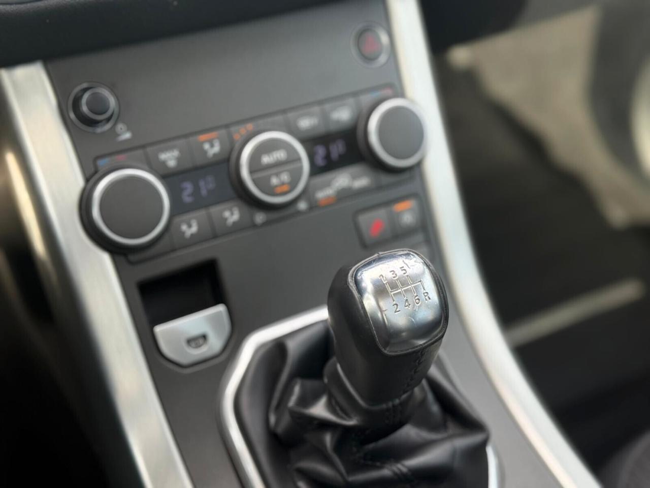 Range Rover Evoque 2.0 TD4 150 CV 5p. SE Bicolo *Tetto