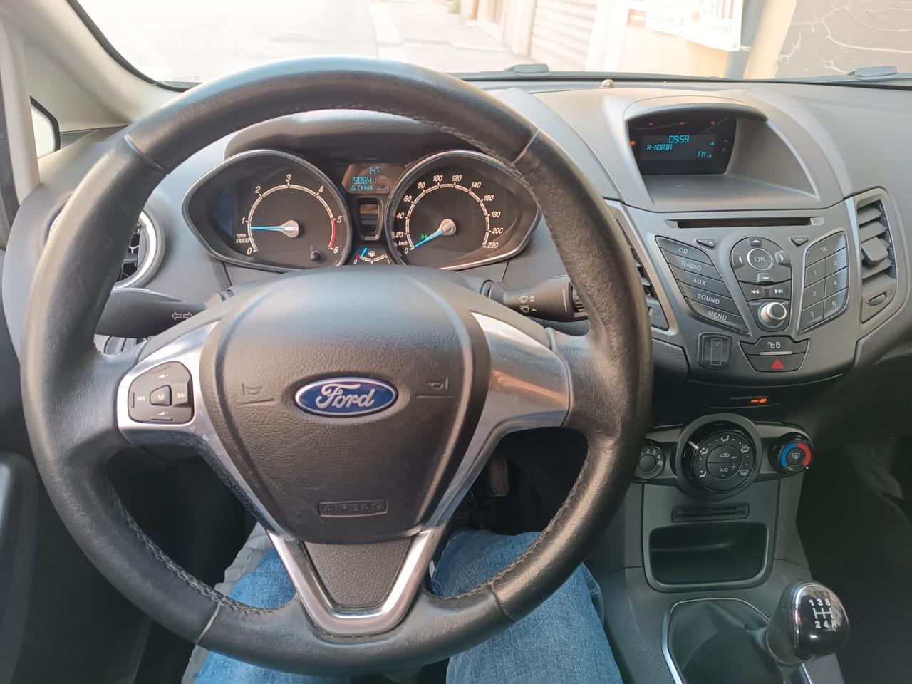 Ford Fiesta 1.5 TDCi 75CV 5 porte Business