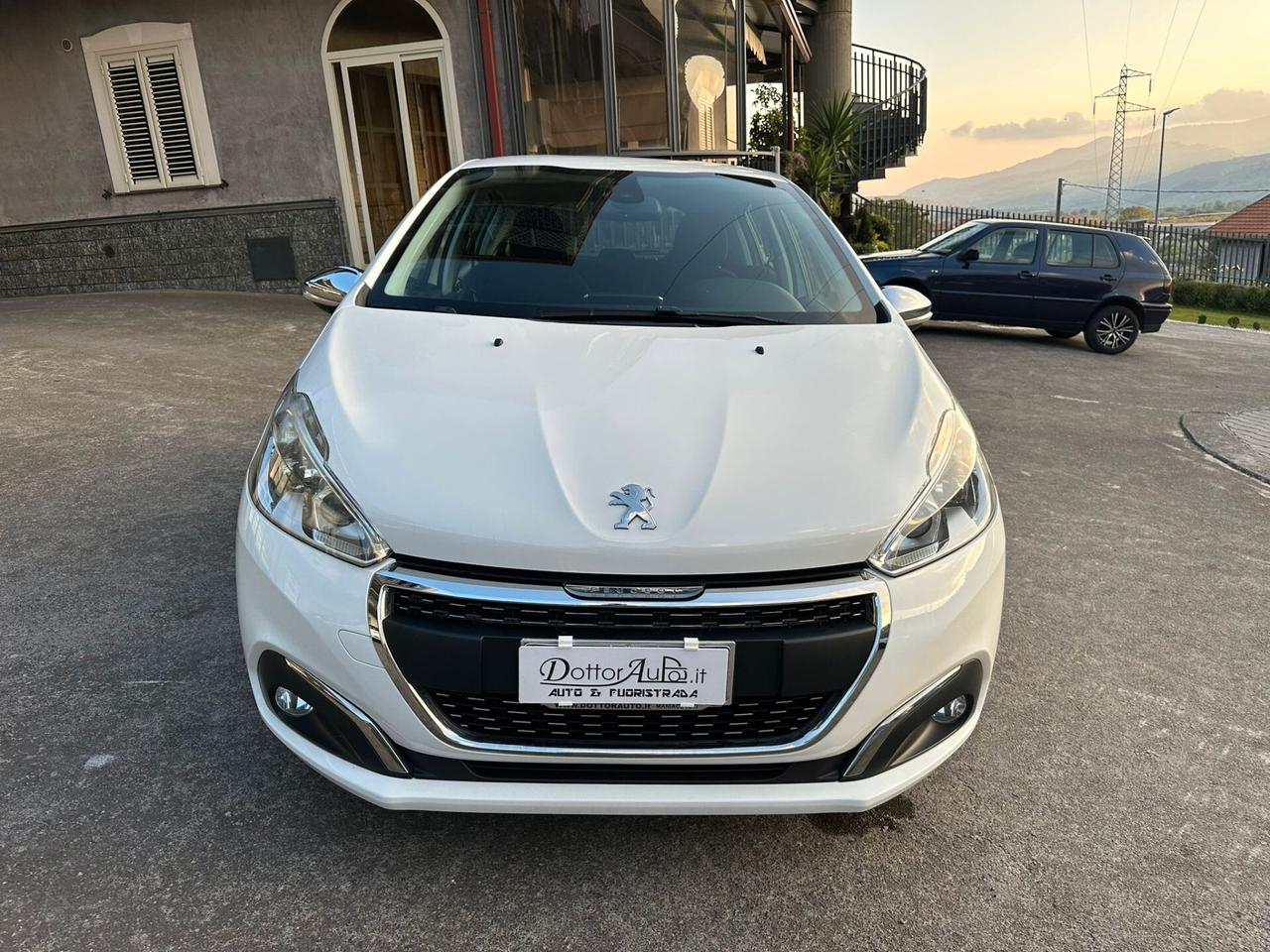 Peugeot 208 BlueHDi 100 S&S 5 porte Allure