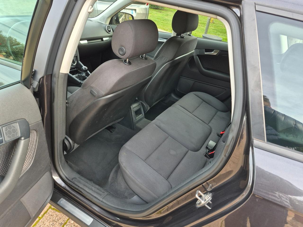 Audi A3 SPB 2.0 16V TDI Ambiente