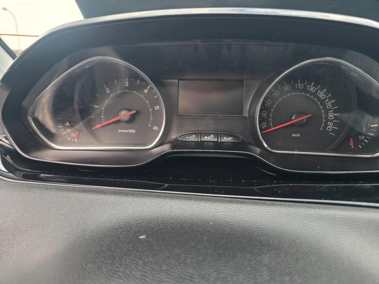 Peugeot 208 1.4 HDi 68 CV 5 porte Active