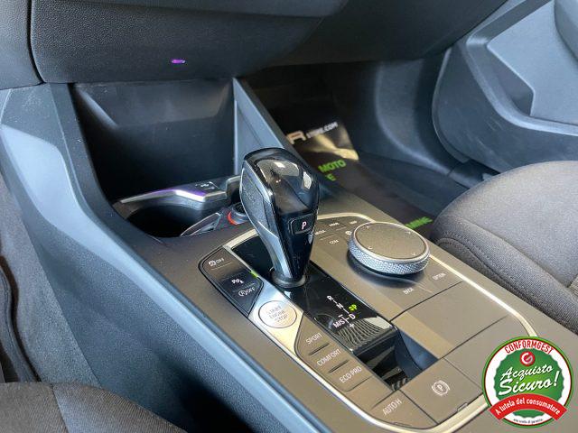 BMW 116 d Aut. Business Adv. *FARI LED*NAVI