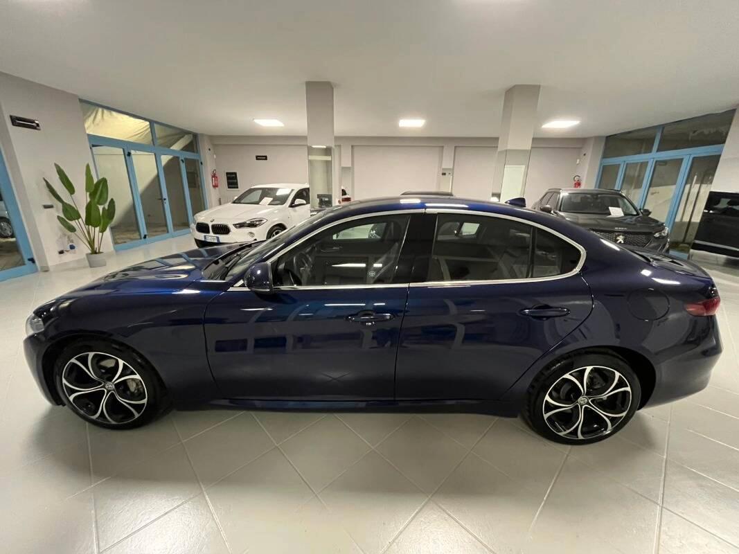 Alfa Romeo Giulia 2.2 t Executive 150cv auto