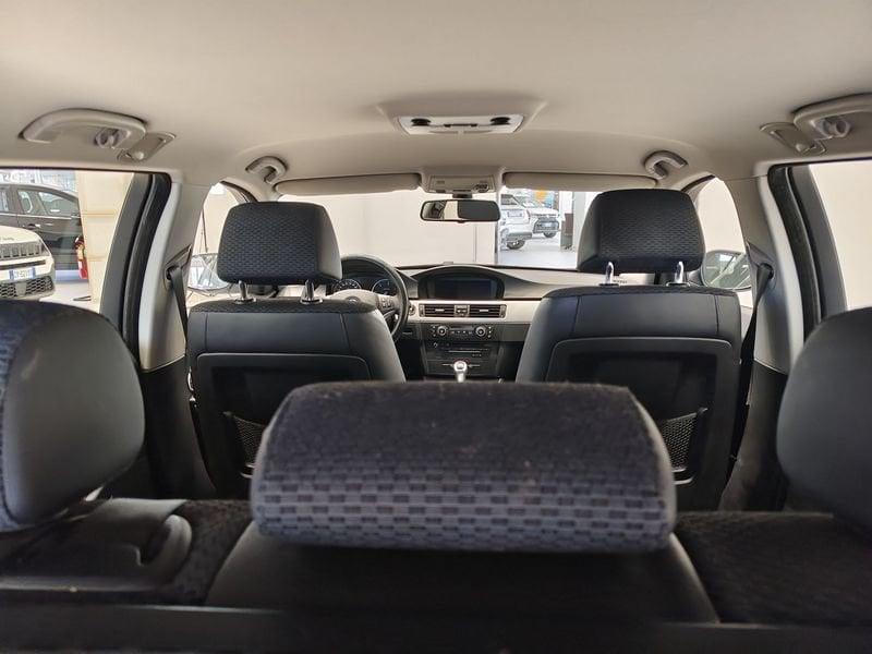 BMW Serie 3 320d CAT Touring xdrive Attiva*4x4*