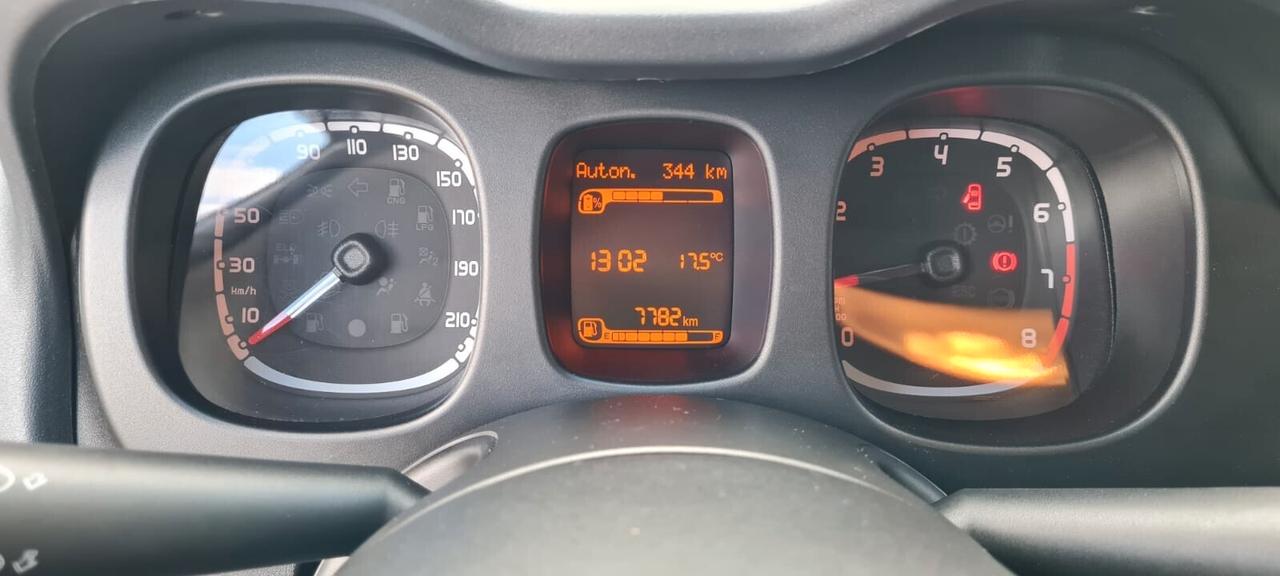 Fiat PANDA CROSS 1.0 FireFly Hybrid -9/23-km 7700