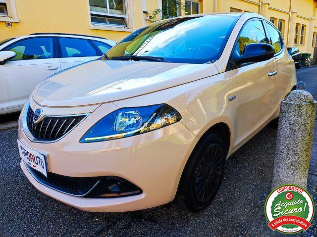 LANCIA Ypsilon 1.0 FireFly 5P Hybrid Ecochic Silver