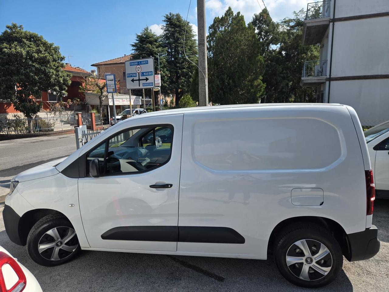 PEUGEOT PARTNER BLUE HDI 1.5 102 cv IVA DETRAIBILE -PROMO OTTOBRE GA FIN&SAFE-