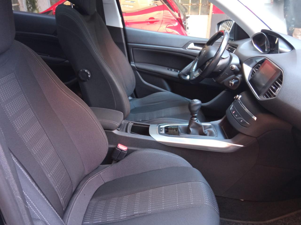 Peugeot 308 1.6 BlueHDi 120 S&S SW GT Line