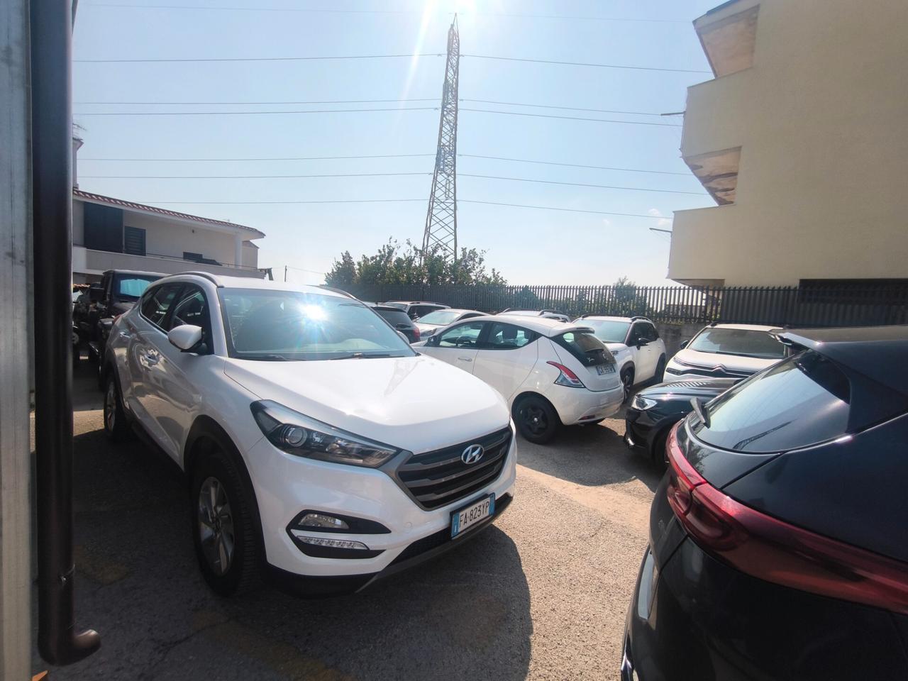 Hyundai Tucson 1.7 CRDi Comfort bluetooth
