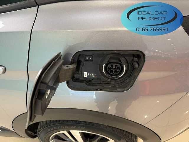 Peugeot 3008 Hybrid 225 e-EAT8 Allure Pack