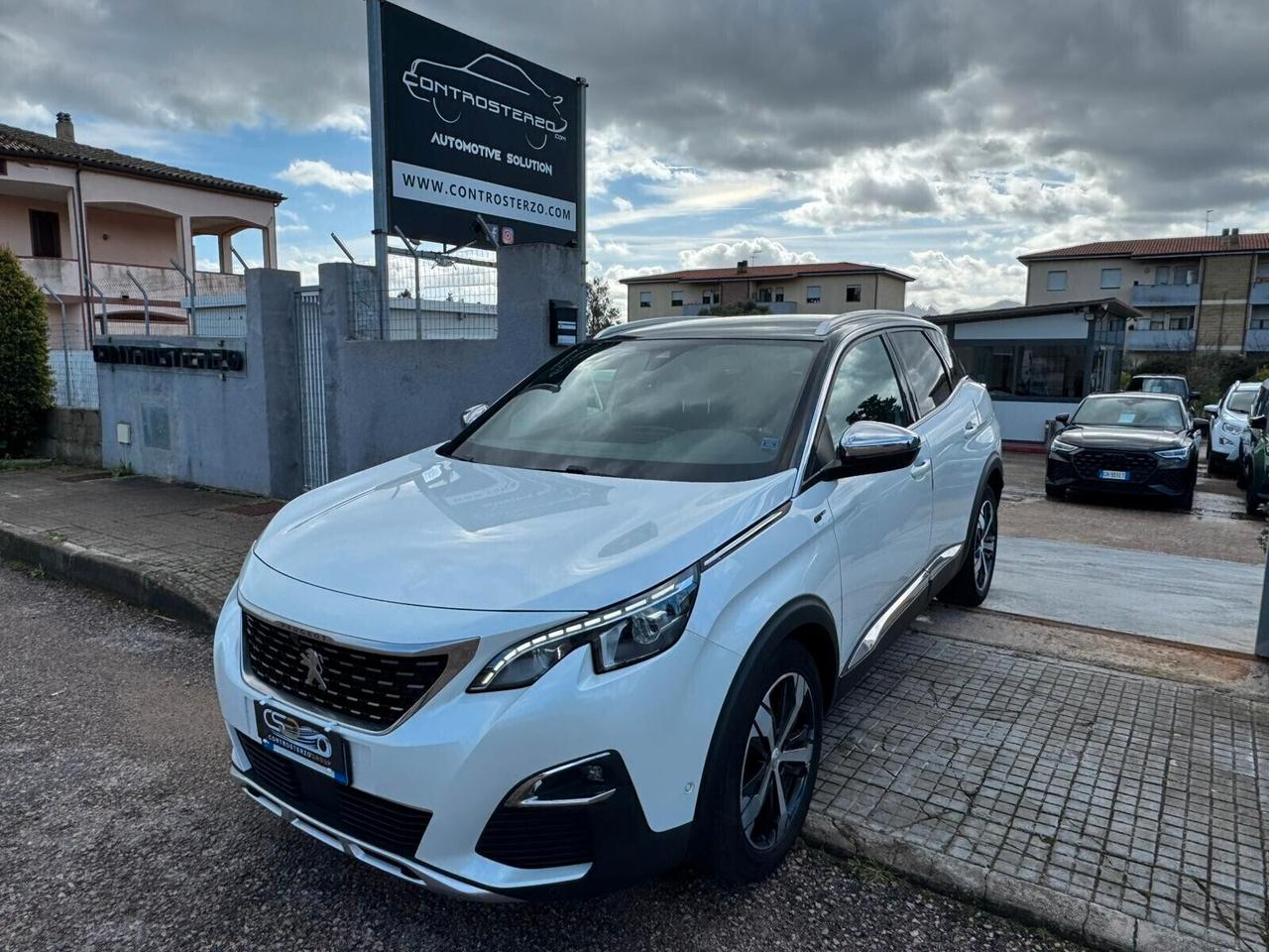 PEUGEOT 3008 GT - SUPER PROMO